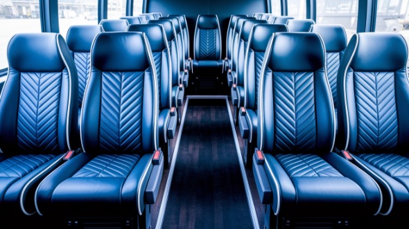 fort wayne 25 passenger minibus rental